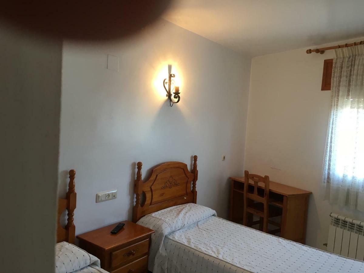 Posada Manolon Santa Cruz de Moya Dış mekan fotoğraf
