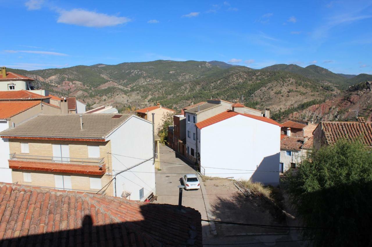 Posada Manolon Santa Cruz de Moya Dış mekan fotoğraf